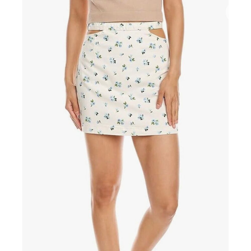 Revolve Weworewhat Ivory Blue Floral Cut Out Belted‎ Mini Denim Skirt Large NWT